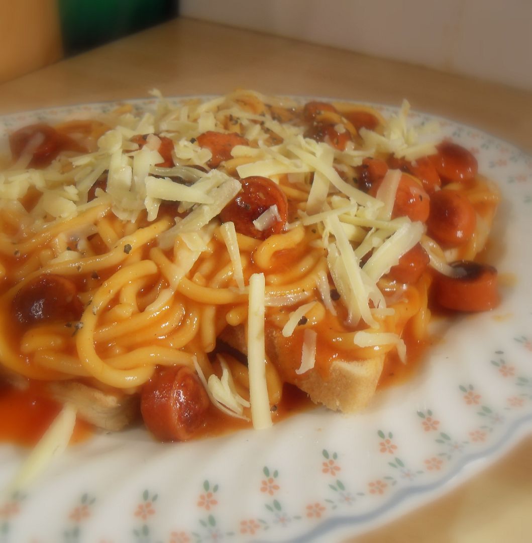 the-english-kitchen-spaghetti-on-toast-my-way